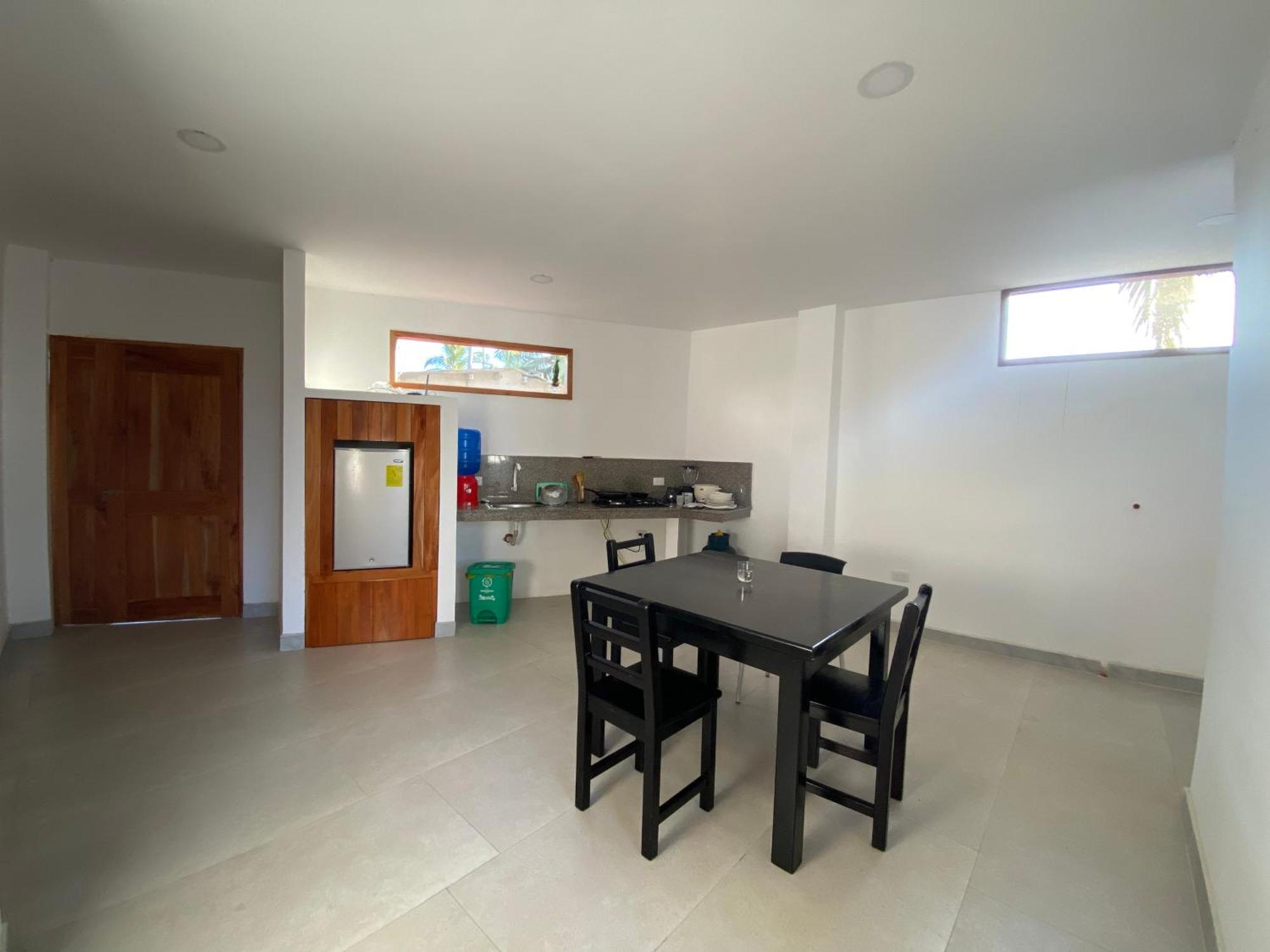 Penguin House Hotel Puerto Villamil Bagian luar foto